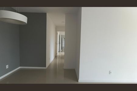 Apartamento para alugar com 81m², 2 quartos e 1 vaga Apartamento para alugar com 81m², 2 quartos e 1 vagaSala