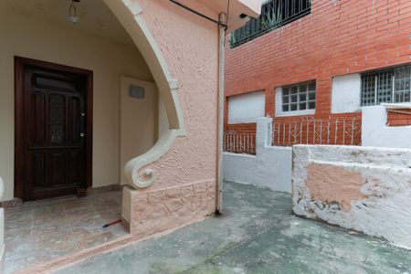 Entrada e quintal de casa para alugar com 2 quartos, 90m² em Casa Verde Média, São Paulo