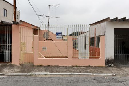 Fachada + plaquinha de casa para alugar com 2 quartos, 90m² em Casa Verde Média, São Paulo