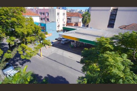 Vista da Rua de apartamento para alugar com 2 quartos, 75m² em Auxiliadora, Porto Alegre