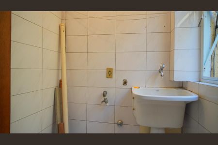 Área de Serviço de apartamento para alugar com 2 quartos, 75m² em Auxiliadora, Porto Alegre