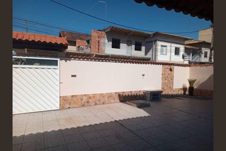 Fachada de casa para alugar com 4 quartos, 200m² em Cidade Beira Mar, Rio das Ostras