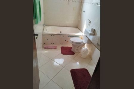 Banheiro social de casa para alugar com 4 quartos, 200m² em Cidade Beira Mar, Rio das Ostras