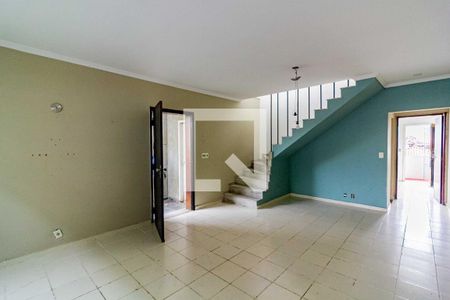 Casa à venda com 3 quartos, 132m² em Jardim Los Angeles, São Paulo