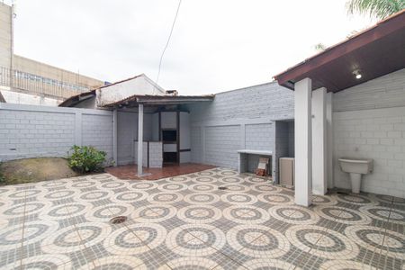 Quintal de casa de condomínio para alugar com 3 quartos, 126m² em Cavalhada, Porto Alegre