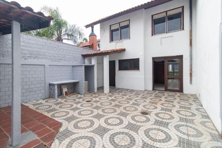 Quintal de casa de condomínio para alugar com 3 quartos, 126m² em Cavalhada, Porto Alegre