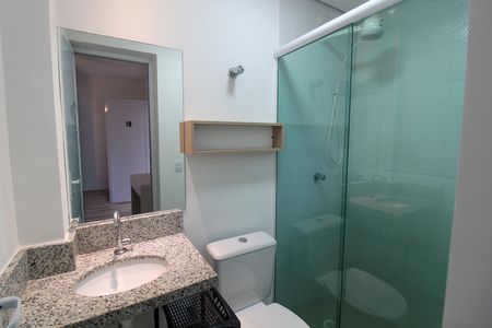 Banheiro de kitnet/studio para alugar com 1 quarto, 22m² em Vila Butantã, São Paulo