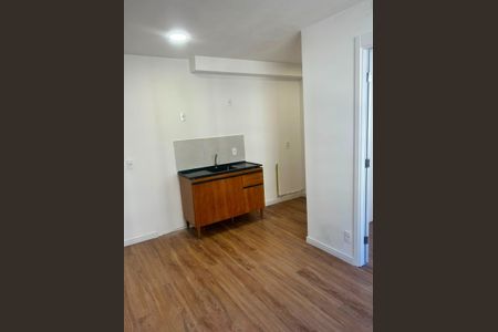 Apartamento à venda com 33m², 2 quartos e sem vaga Apartamento à venda com 33m², 2 quartos e sem vagaCozinha