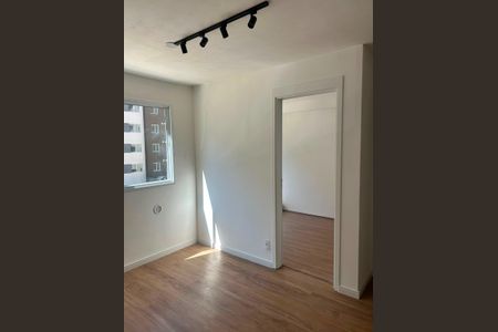Apartamento à venda com 33m², 2 quartos e sem vaga Apartamento à venda com 33m², 2 quartos e sem vagaSala