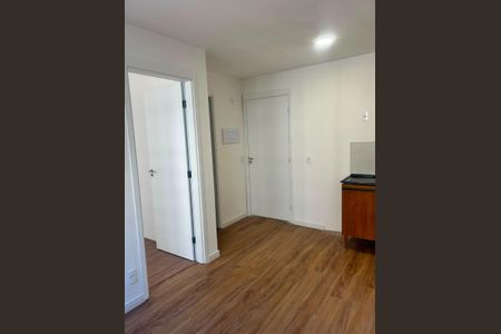 Apartamento à venda com 2 quartos, 33m² em Parque Pan Americano, São Paulo
