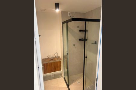 Apartamento à venda com 33m², 2 quartos e sem vaga Apartamento à venda com 33m², 2 quartos e sem vagaBanheiro