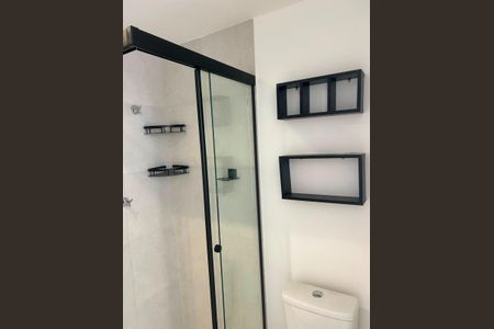 Apartamento à venda com 33m², 2 quartos e sem vaga Apartamento à venda com 33m², 2 quartos e sem vagaBanheiro