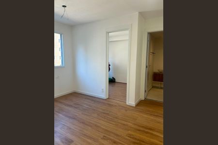 Apartamento à venda com 33m², 2 quartos e sem vaga Apartamento à venda com 33m², 2 quartos e sem vagaSala