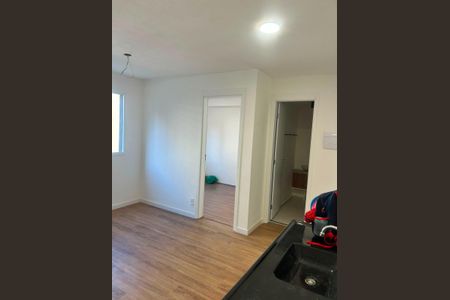 Apartamento à venda com 33m², 2 quartos e sem vaga Apartamento à venda com 33m², 2 quartos e sem vagaSala