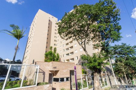 Apartamento à venda com 70m², 3 quartos e 1 vaga Apartamento à venda com 70m², 3 quartos e 1 vagaFachada