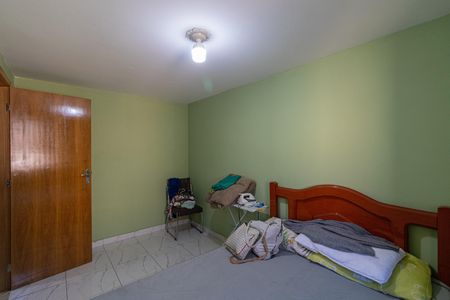 Quarto 2 de apartamento para alugar com 2 quartos, 46m² em Vila Mara, São Paulo