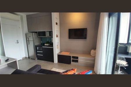 Apartamento à venda com 32m², 1 quarto e 1 vaga Apartamento à venda com 32m², 1 quarto e 1 vagaSala / Quarto