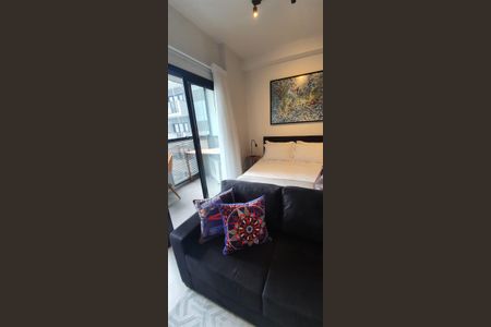 Apartamento à venda com 32m², 1 quarto e 1 vaga Apartamento à venda com 32m², 1 quarto e 1 vagaSala / Quarto
