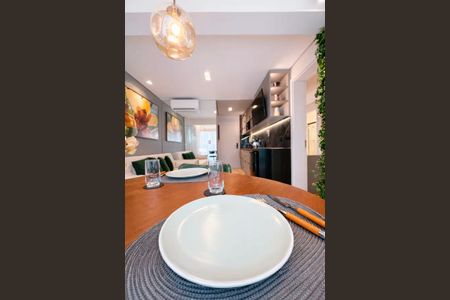 Apartamento à venda com 42m², 1 quarto e sem vaga Apartamento à venda com 42m², 1 quarto e sem vagaSala de Jantar