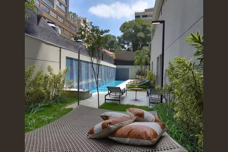 Apartamento à venda com 42m², 1 quarto e sem vaga Apartamento à venda com 42m², 1 quarto e sem vagaPiscina