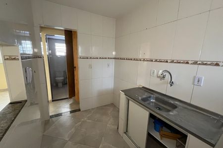 Cozinha de apartamento para alugar com 2 quartos, 50m² em Jardim Carioca, Rio de Janeiro