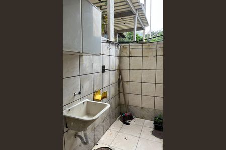 Área de Serviço de apartamento para alugar com 2 quartos, 50m² em Jardim Carioca, Rio de Janeiro