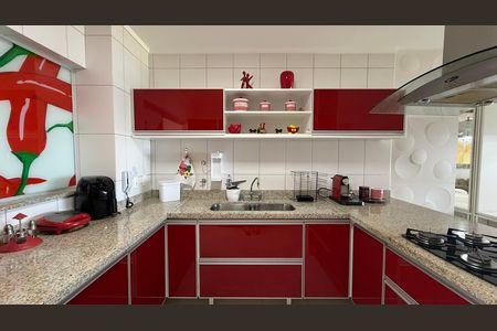 Apartamento para alugar com 200m², 5 quartos e 3 vagas Apartamento para alugar com 200m², 5 quartos e 3 vagasCozinha