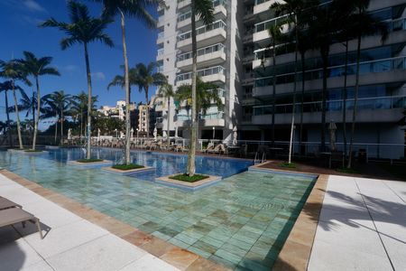 Apartamento para alugar com 200m², 5 quartos e 3 vagas Apartamento para alugar com 200m², 5 quartos e 3 vagasÁrea comum