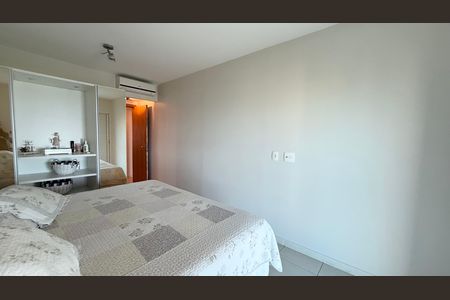Apartamento para alugar com 200m², 5 quartos e 3 vagas Apartamento para alugar com 200m², 5 quartos e 3 vagasSuíte