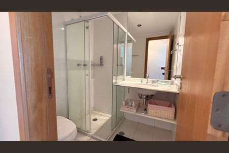 Apartamento para alugar com 200m², 5 quartos e 3 vagas Apartamento para alugar com 200m², 5 quartos e 3 vagasBanheiro Suíte