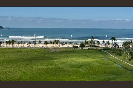 Apartamento para alugar com 200m², 5 quartos e 3 vagas Apartamento para alugar com 200m², 5 quartos e 3 vagasVista