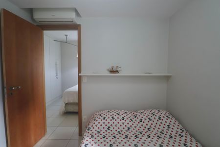 Apartamento para alugar com 200m², 5 quartos e 3 vagas Apartamento para alugar com 200m², 5 quartos e 3 vagasSuíte