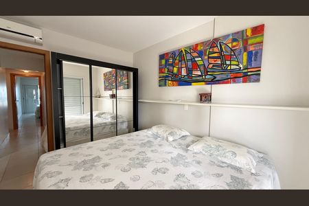 Apartamento para alugar com 200m², 5 quartos e 3 vagas Apartamento para alugar com 200m², 5 quartos e 3 vagasSuíte