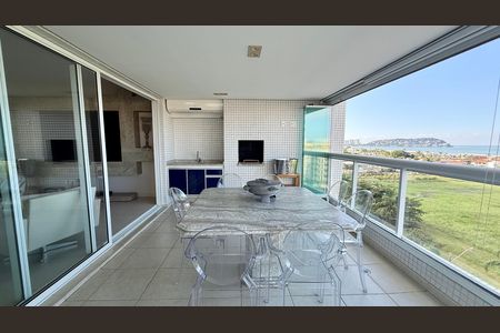 Apartamento para alugar com 200m², 5 quartos e 3 vagas Apartamento para alugar com 200m², 5 quartos e 3 vagasVaranda