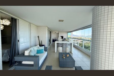 Varanda de apartamento para alugar com 5 quartos, 200m² em Jardim das Conchas, Guarujá