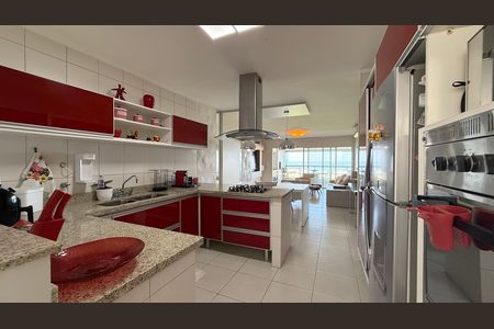 Apartamento para alugar com 200m², 5 quartos e 3 vagas Apartamento para alugar com 200m², 5 quartos e 3 vagasCozinha