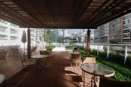 Apartamento para alugar com 200m², 5 quartos e 3 vagas Apartamento para alugar com 200m², 5 quartos e 3 vagasÁrea comum