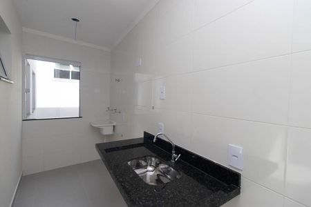 Apartamento à venda com 36m², 2 quartos e sem vaga Apartamento à venda com 36m², 2 quartos e sem vagaCozinha e Área de Serviço