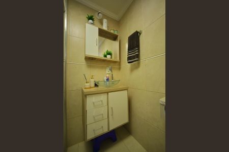 Banheiro  de apartamento para alugar com 3 quartos, 80m² em Demarchi, São Bernardo do Campo