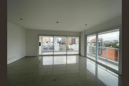 Apartamento para alugar com 151m², 3 quartos e 3 vagas