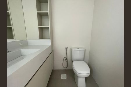 Apartamento para alugar com 151m², 3 quartos e 3 vagas