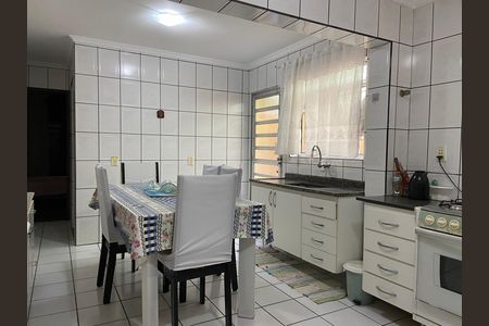 Cozinha de casa à venda com 4 quartos, 180m² em Cidade das Flores, Osasco