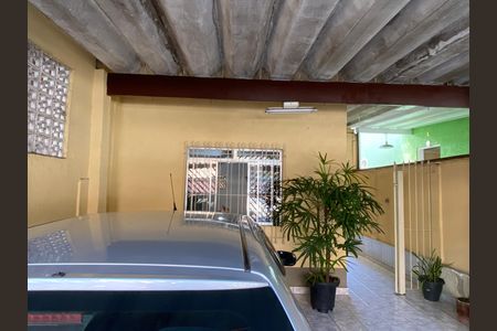 Garagem de casa à venda com 4 quartos, 180m² em Cidade das Flores, Osasco