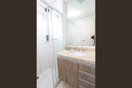 Apartamento à venda com 132m², 3 quartos e 2 vagas Apartamento à venda com 132m², 3 quartos e 2 vagasBanheiro da Suíte 2