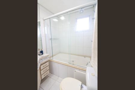 Apartamento à venda com 132m², 3 quartos e 2 vagas Apartamento à venda com 132m², 3 quartos e 2 vagasBanheiro da Suíte 3