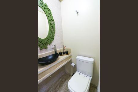 Apartamento à venda com 132m², 3 quartos e 2 vagas Apartamento à venda com 132m², 3 quartos e 2 vagasLavabo
