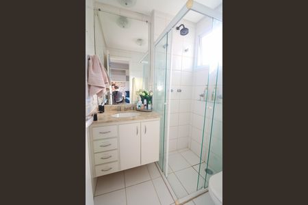 Apartamento à venda com 132m², 3 quartos e 2 vagas Apartamento à venda com 132m², 3 quartos e 2 vagasBanheiro da Suíte 1