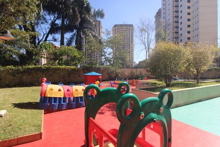 Apartamento à venda com 132m², 3 quartos e 2 vagas