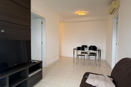 Apartamento para alugar com 47m², 1 quarto e 1 vagaSala
