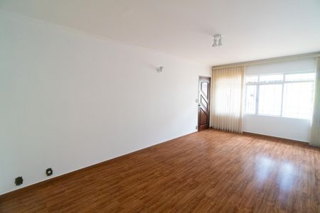 Casa para alugar com 3 quartos, 132m² em Parque Jabaquara, São Paulo